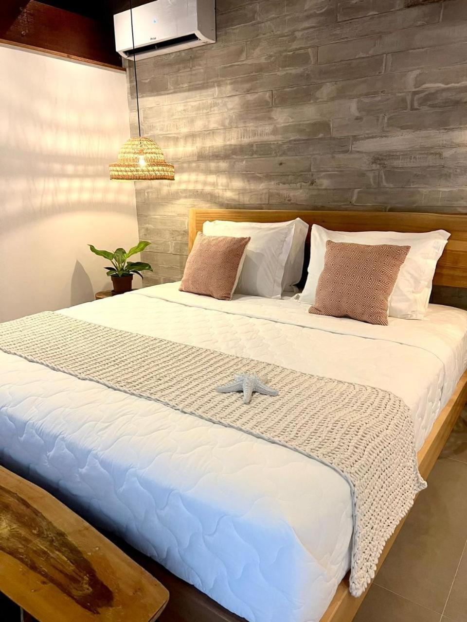 Yba Casa Hotel Ilha Do Mel Паранагуа Экстерьер фото